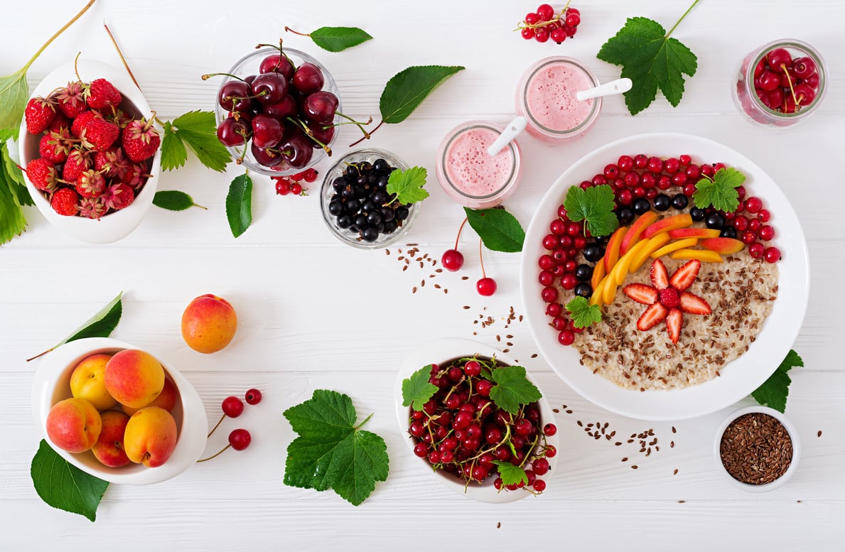 Oatmeal with Fresh Fruits 